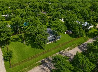 108 Blackfoot Dr, Mabank, TX 75156