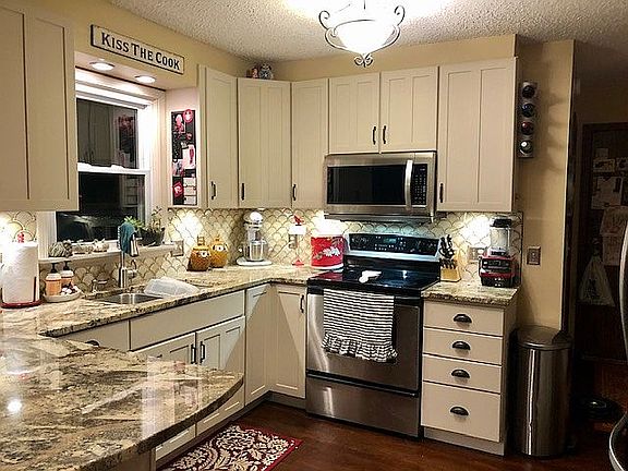 3rd image of 1178 Alden Ct