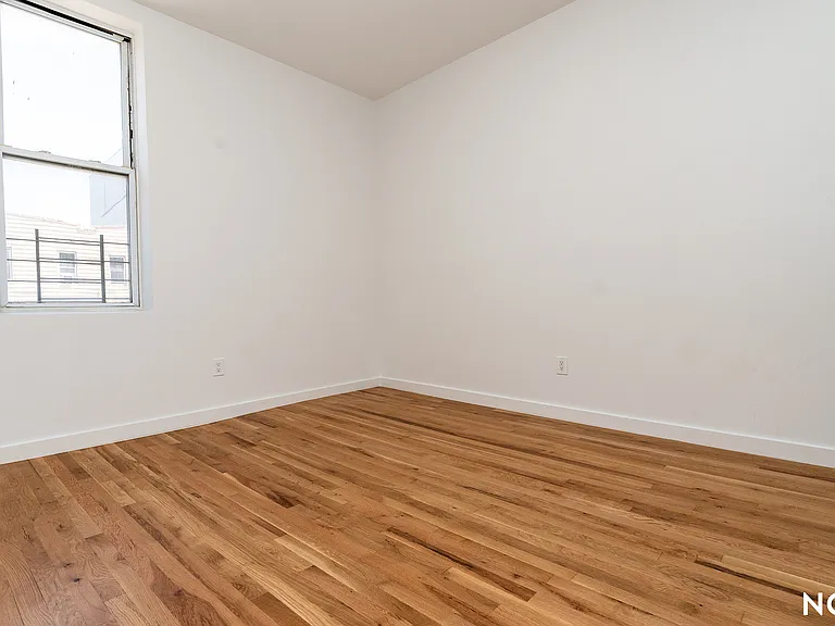 160 Johnson Ave #2A — Photo 19
