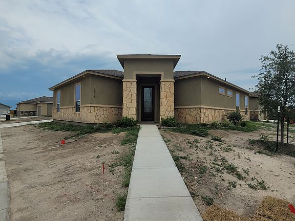 2nd image of 2225 Cuarzo Dr