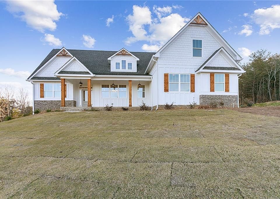1st image of 498 Stoneledge Dr
