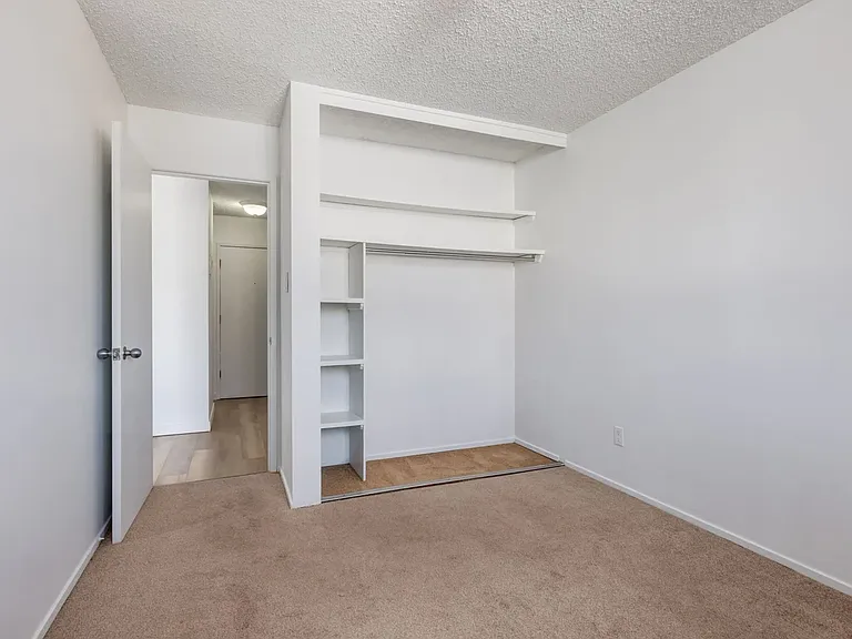 510 21st Ave SW — Photo 15