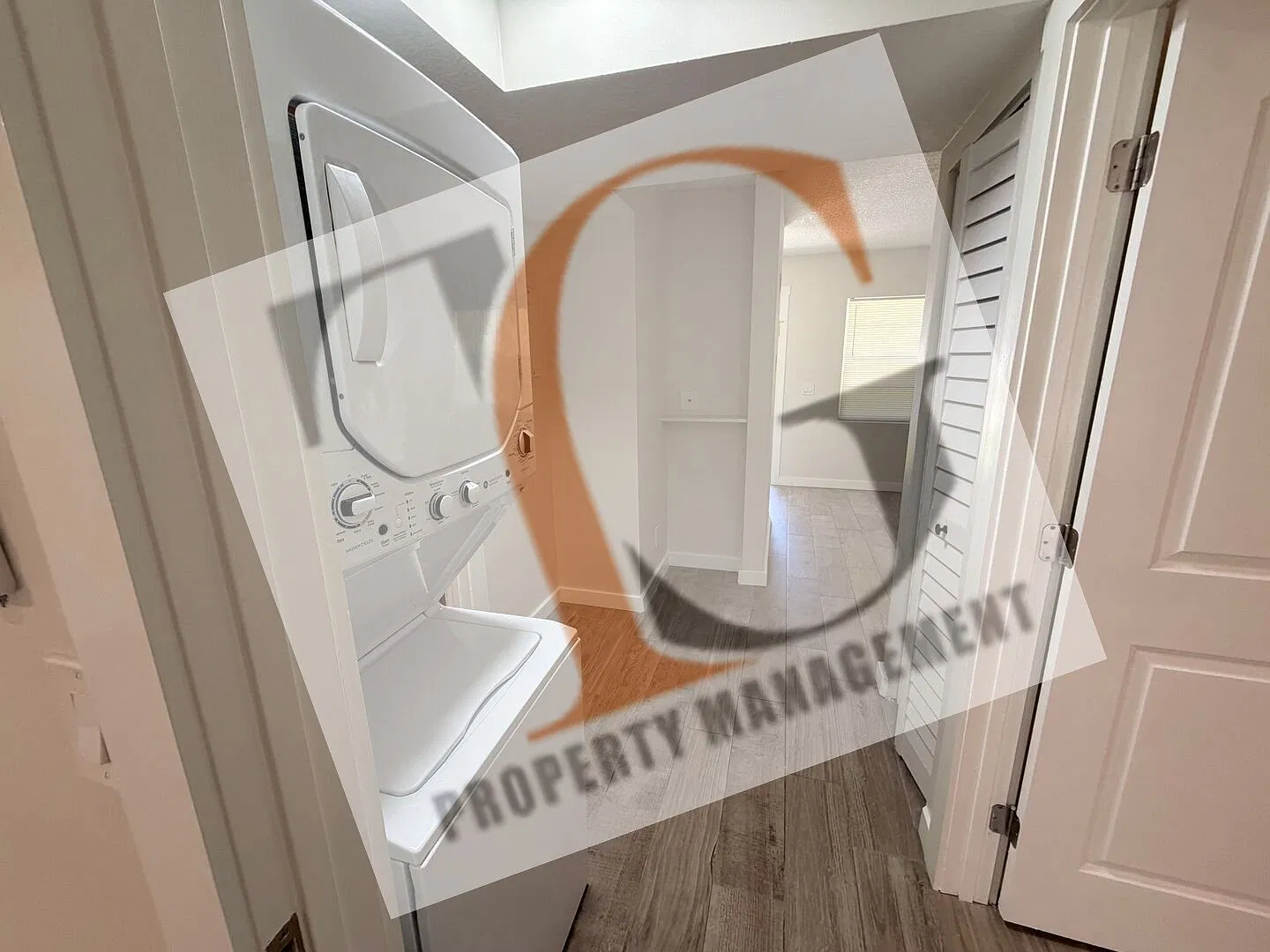 2/1 Atlantic Beach Duplex For Rent! Lawn Included! — Photo 2