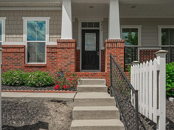 3rd image of 3832 Sullivan Dr Unit 44-383