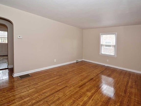 3rd image of 6244 Marie Ave