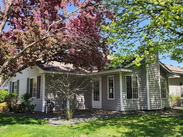 8534 Telford Ln, Minneapolis, MN 55443