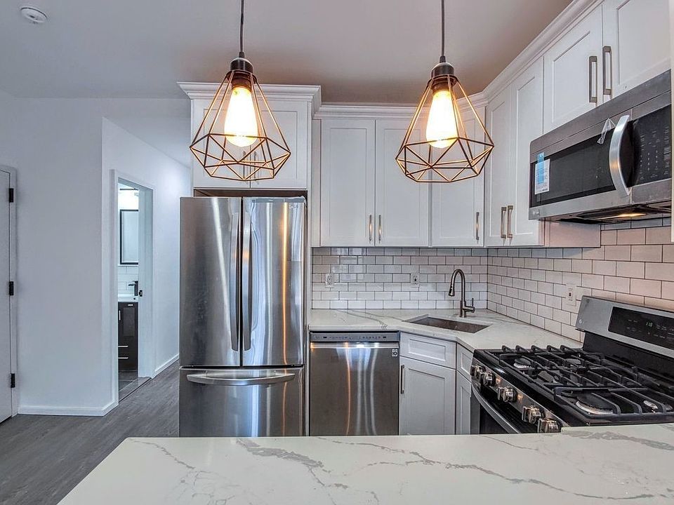 1st image of 278 Quincy St #3A1