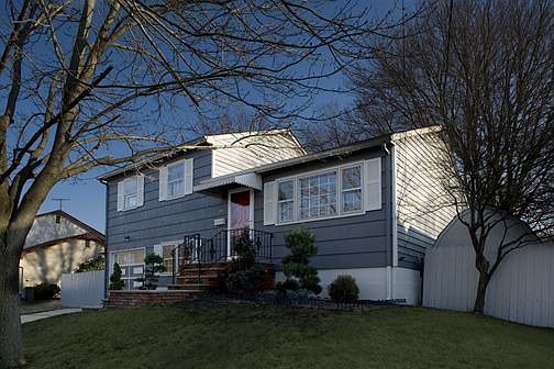 Exterior 3