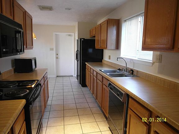 4th image of 2822 Hickory Limb Ct
