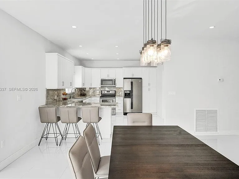 1102 Meadowlark Ave — Photo 15