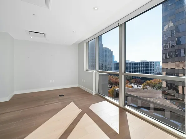 200 Congress Ave Unit 903, Austin, TX 78701