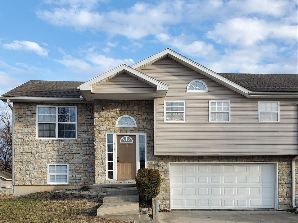 Front of the outside B unit (on the left side)