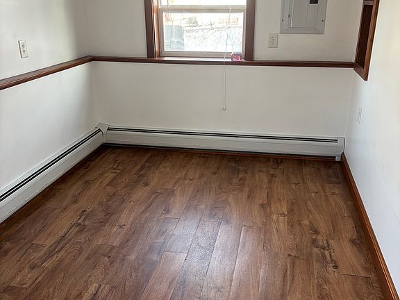 3rd image of 125 Church St #3