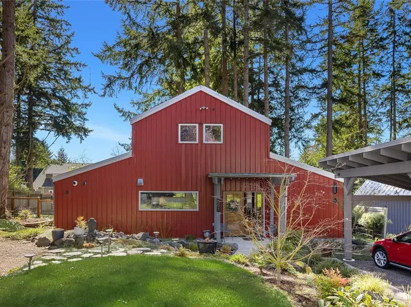 651 Moji Lane NW, Bainbridge Island, WA 98110