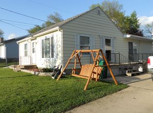 111 Marie Ave, Elk Run Heights, IA 50707