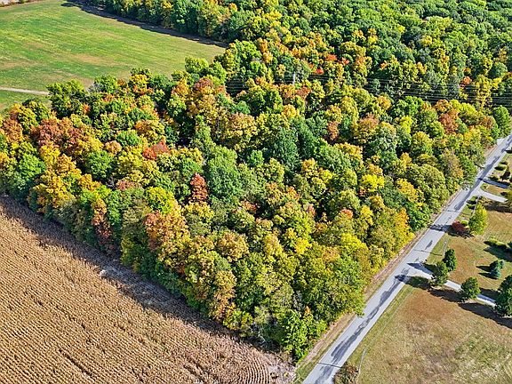 3rd image of 6690 W Hazelrigg Rd