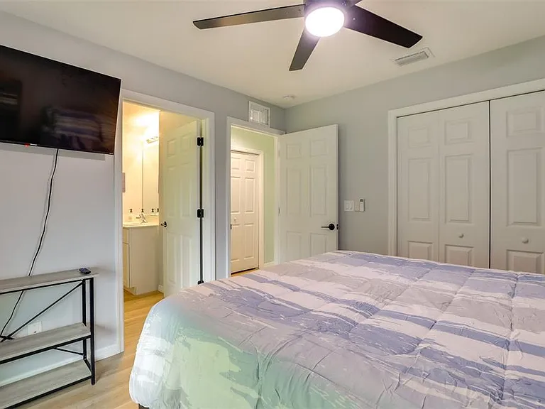 2441 6th Avenue Dr E — Photo 10