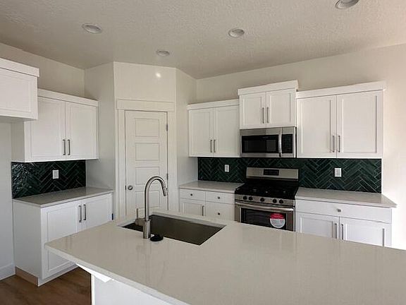 5th image of 1534 E Yant Flat Dr