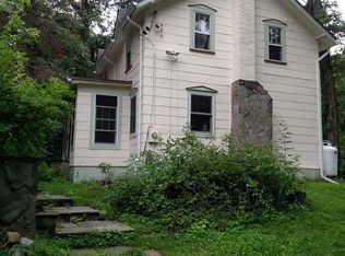38 Lily Lake Rd, Highland, NY 12528