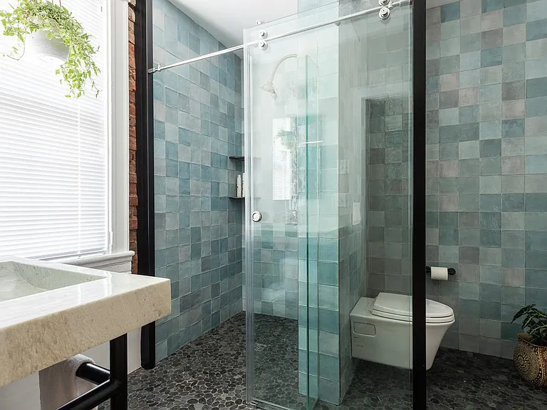 829 Belmont Ave #4 — Photo 11