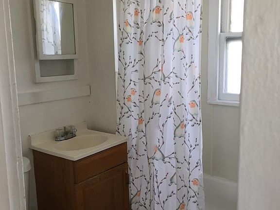 3rd image of 33011 Alamo Ct