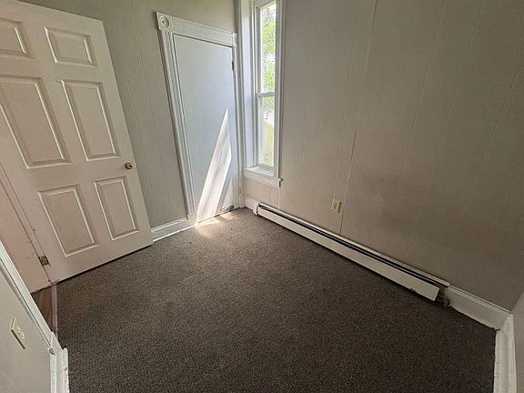 5th image of 164 Main St APT 2