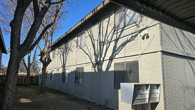 Morton Place Apartments — Photo 4