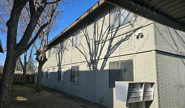 Morton Place Apartments — Photo 4