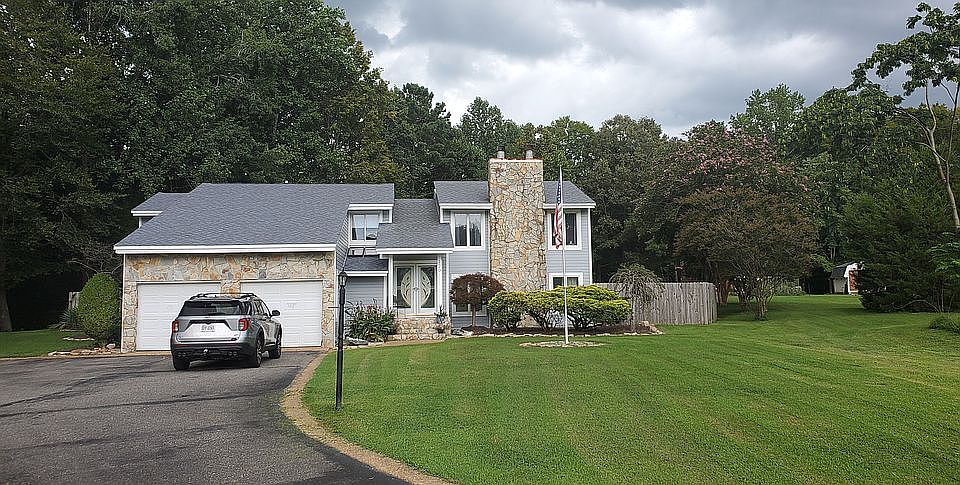 1st image of 120 Cherwell Ct