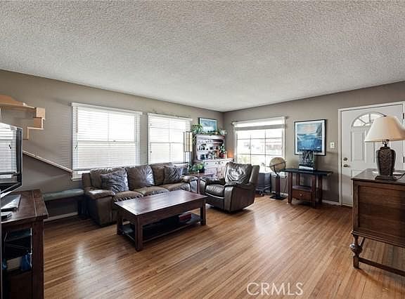 3rd image of 21325 Mildred Ave