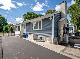 114-116 Fournier Cres #A, Elmwood Park, NJ 07407