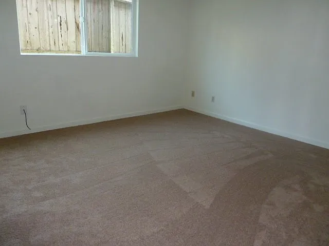 4564 Valley West Blvd — Photo 9