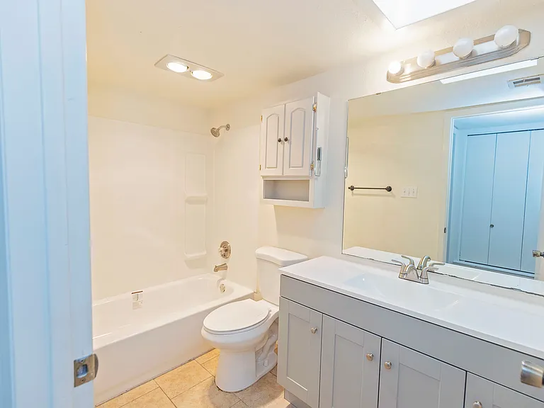 3030 Hillrise Dr — Photo 13