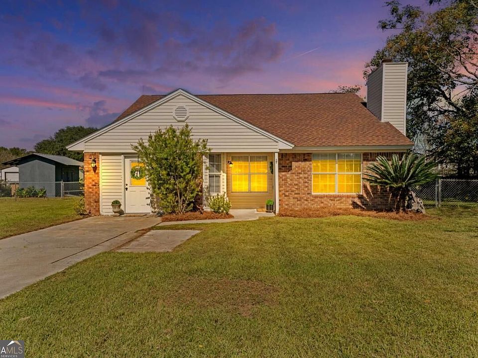 1st image of 103 Dogwood Cir