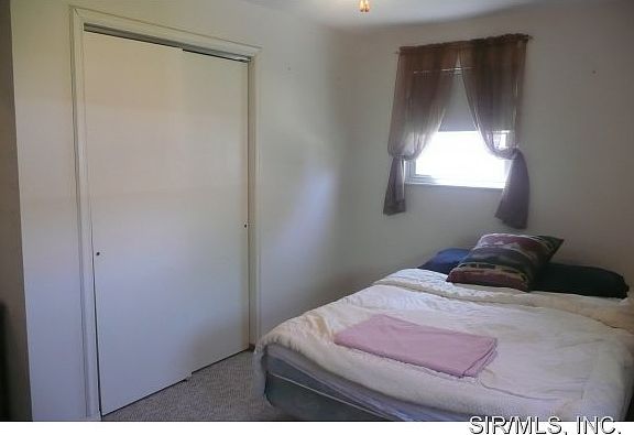 2nd image of 25 Lily Ave
