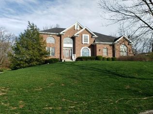 10022 Pebble Ridge Ln, Cincinnati, OH 45252