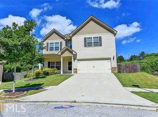 394 Strawberry Walk, Loganville, GA