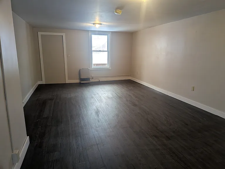451 Vail Dr #C — Photo 3