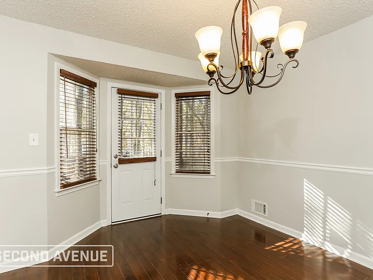 654 Ladora Dr — Photo 8