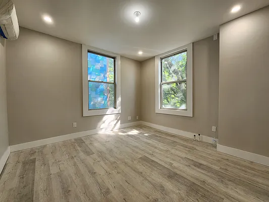 Rented by Ideal Properties Group | media 7