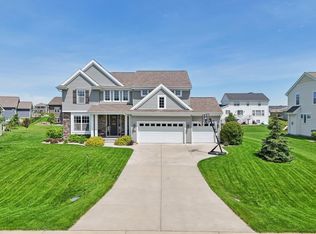 4138 Royal View Dr, Deforest, WI 53532