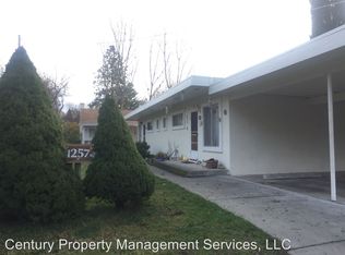 1257 Plummer Ave APT E, Grants Pass, OR 97527