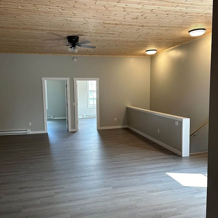 1st image of 105 W State St #1