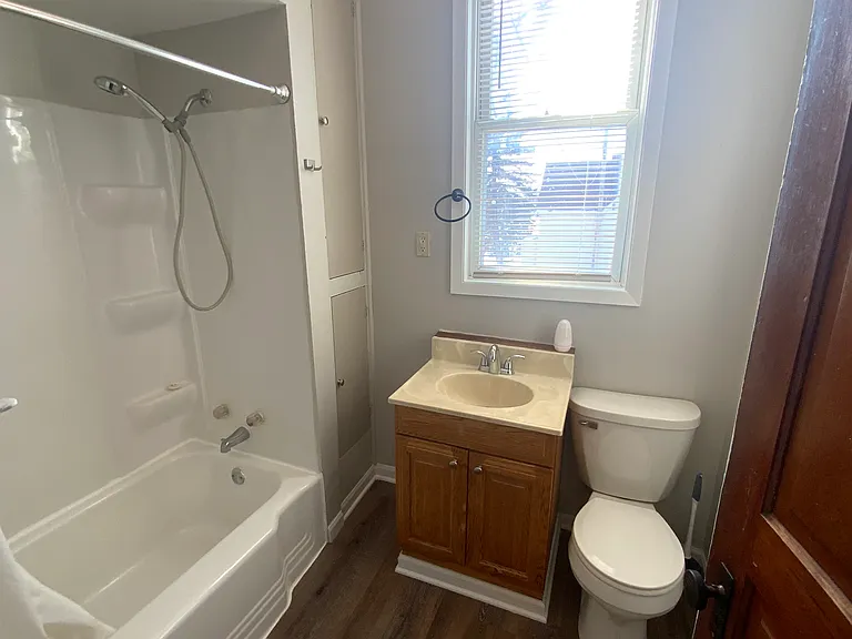 1725 John Ave — Photo 27