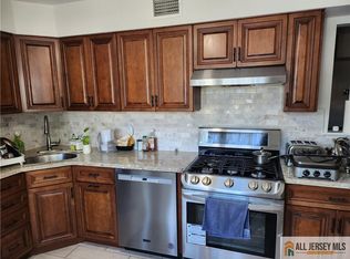 8608 Hana Rd, Edison, NJ 08817