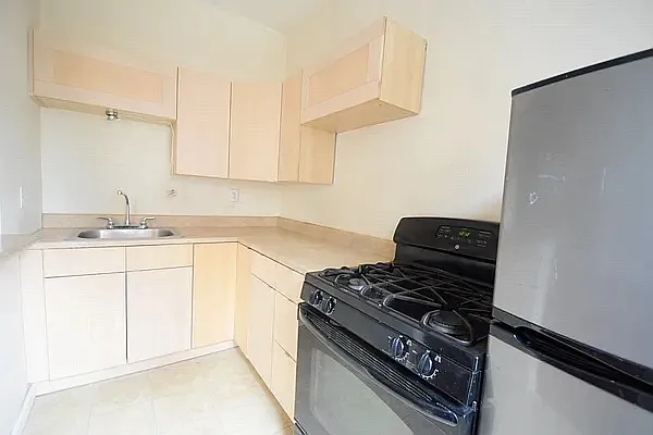 475 Bergen St #3R — Photo 10