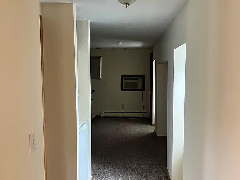 38 Eliot St #R — Photo 6