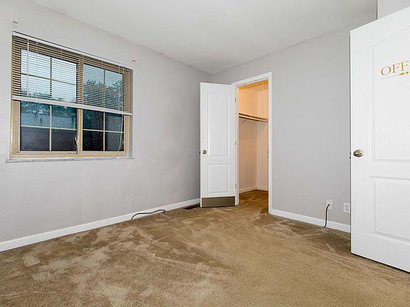 2nd image of 1269 Clarkson Ct #1269