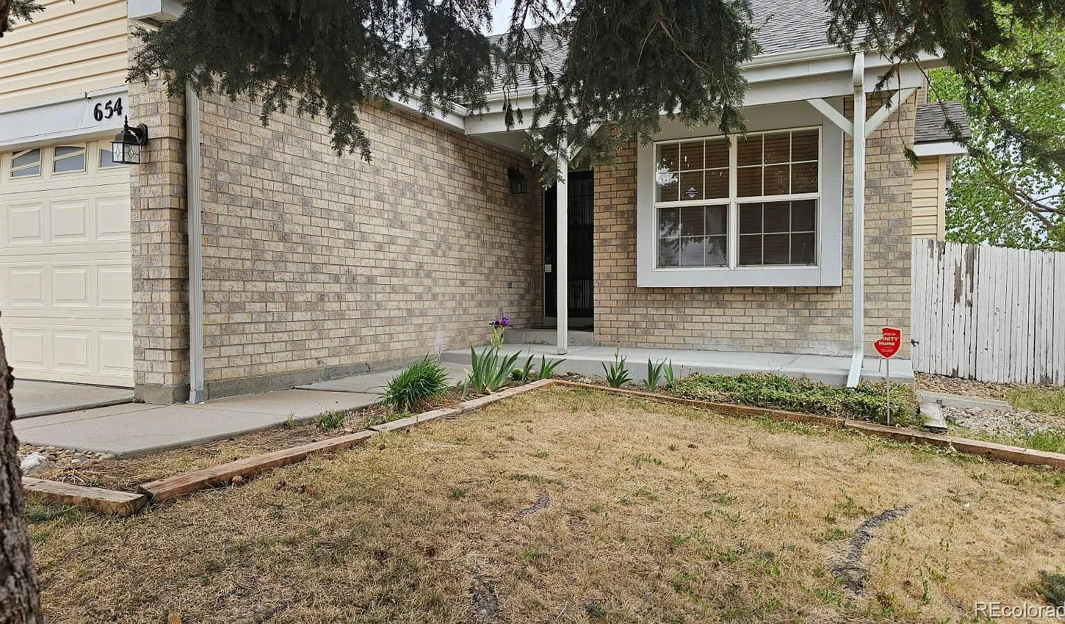 4 bed, 3.0 bath, 2232 sqft, $3,200 — Photo 2