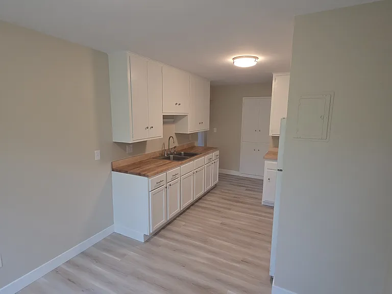 1010 Lafond Ave #1 — Photo 7